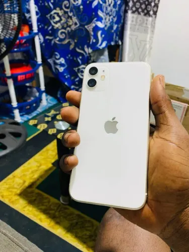 Troco iPhone 11 por Android