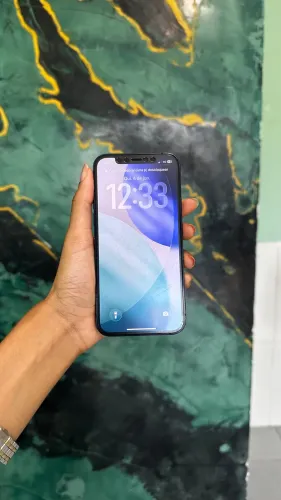 iPhone 12