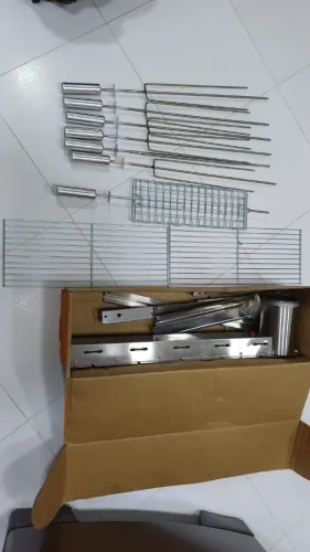 Churrasqueira Gira Grill Inox 5 Espetos + Grelhas + Brinde