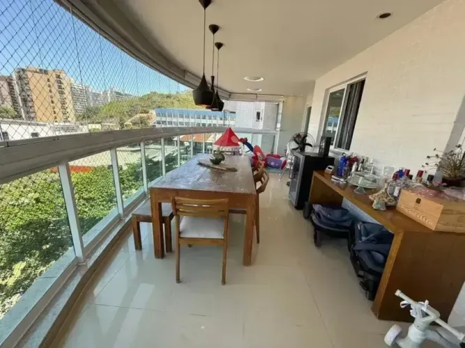 Imóvel para venda tem 140 metros quadrados com 3 quartos em Praia da Costa - Vila Velha -