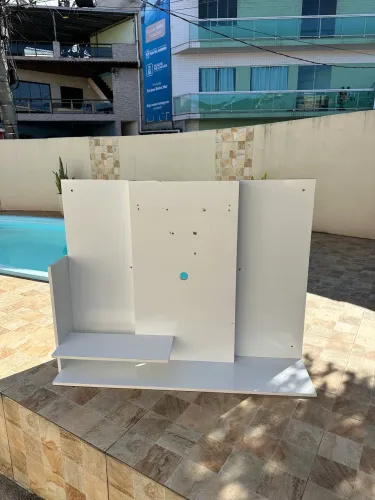 Painel para tv e vídeo game para quarto