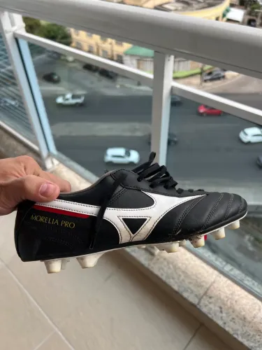 Chuteira Mizuno Morelia Campo