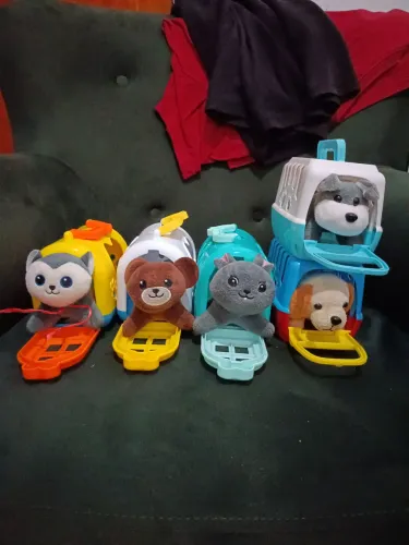 Cachorrinhos com casinha
