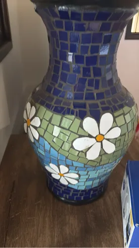 Vasos em mosaico 