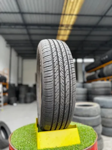 Pneu 195/65R15 Harmonic Novo - Pneu solteiro, não tem o par