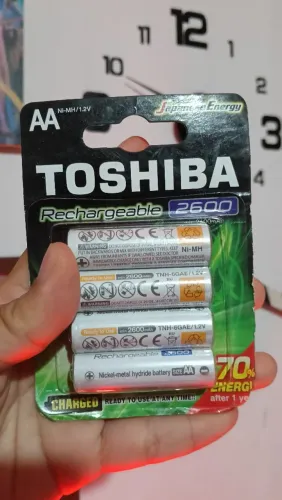 KIT 4 PILHAS AA RECARREGÁVEIS TOSHIBA
