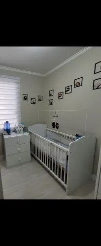 Berço com cômoda 