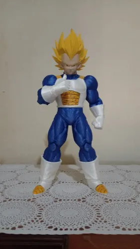 Boneco Vegeta Super Sayajin