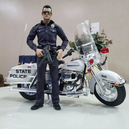 T-1000 Terminator 2 + Moto Policial 1/6 Sideshow Exterminador do Futuro