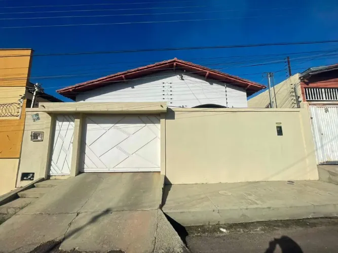 Casa Residencial Mobiliada para Locação Bairro Saci