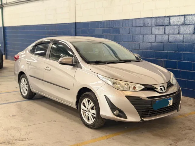 Toyota Yaris XL Sedan 1.5 Flex 16V 4P Aut. 2019