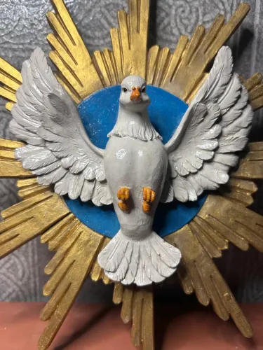 Espírito Santo em resina mármore