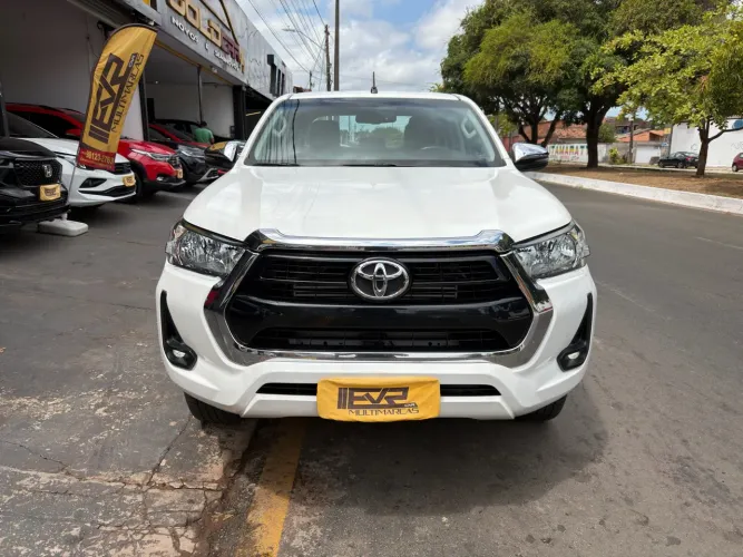 Toyota Hilux CD SRV 4X4 2.8 TDI Diesel Aut. 2023
