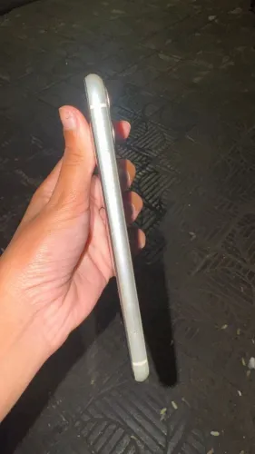 iphone 11 - 64gb (conserto)