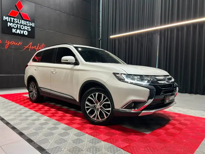 Mitsubishi Outlander 2.0 16V 160cv Aut. 2016