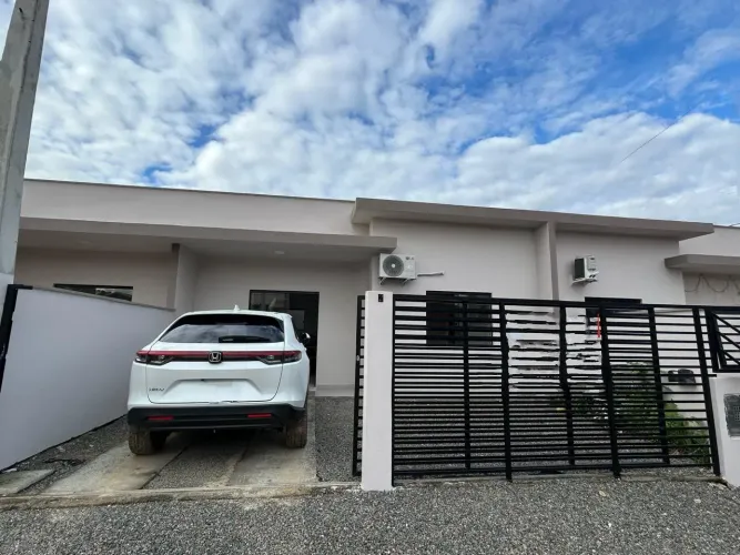 Casa para Locação em Barra Velha, Itajuba, 2 dormitórios, 2 suítes, 3 banheiros, 2 vagas