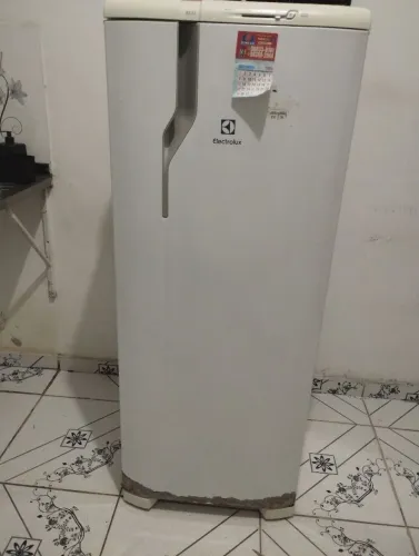 Geladeira Eletrolux