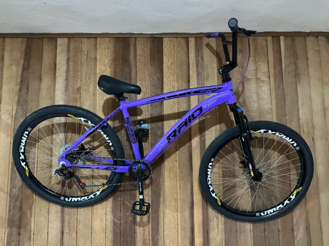 Bicicleta aro 26 raio Saturno nova