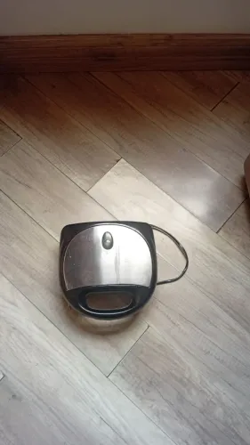 Sanduicheira elétrica