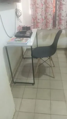 Mesa e cadeira para estudo