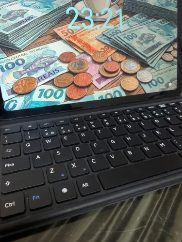 Tablet com  teclado adaptador Vaio