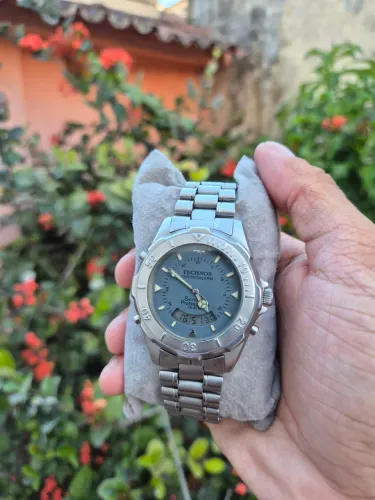 Technos skydiver anos 90 impecável