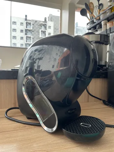 Cafeteira Dolce Gusto NEO - Praticamente Nova | Smart / Conectada por Wi-Fi