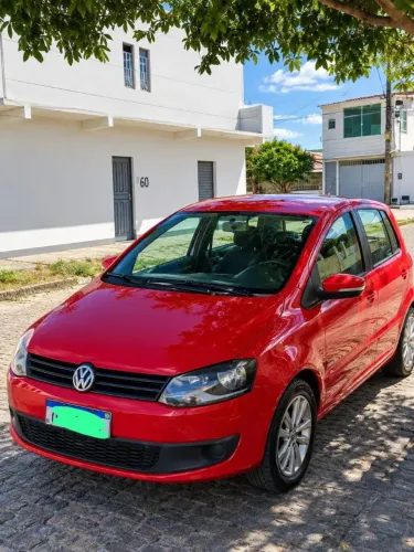 Volkswagen Fox 1.0 MI Total Flex 8V 5P 2013