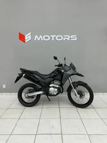 PREÇO PROMOCIONAL!! HONDA XRE 300 2022 BAIXO KM - ES MOTORS