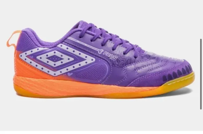 Vendesse sapato futsal semi novo