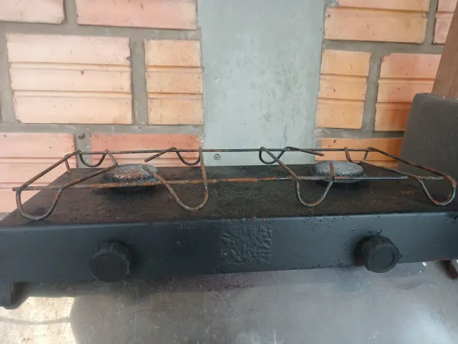 Fogão de camping de2 bocas funcionando