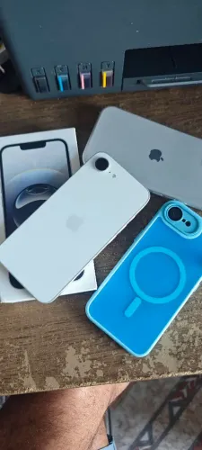 iPhone 16e 128gb
