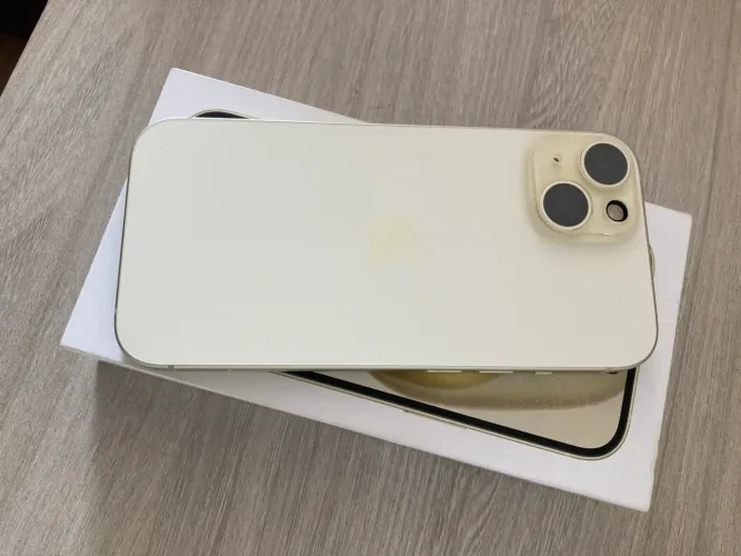 iPhone 15 amarelo 128 gb
