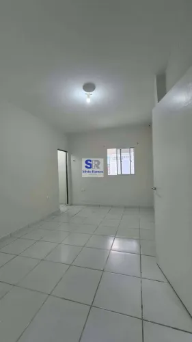 Casa para aluguel na Estância melhor localização. Rua que não alaga.