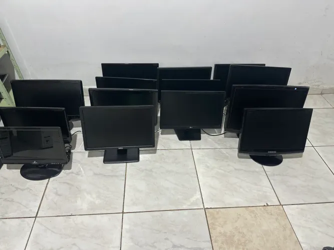 Monitor apartir de 200,00 16 polegadas loja e com garantia com hdmi 19 pol 450,00
