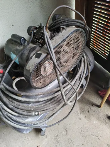 Compressor de ar Atlas 