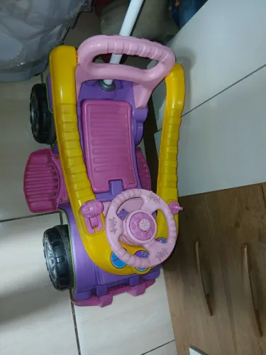 Carrinho infantil menina