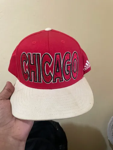 Boné Chicago Bulls Adidas original