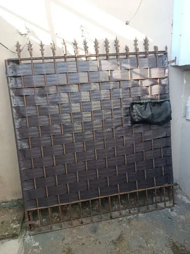 PORTÃO DE FERRO