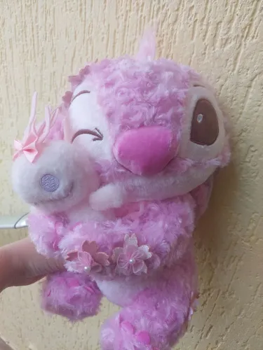 Angel / Stitch pelúcia foi comprada em viagem aos EUA no Wallmart 130,00