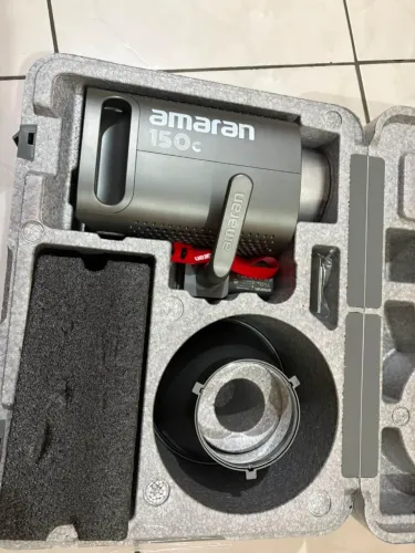 Aputure Amaran 150c