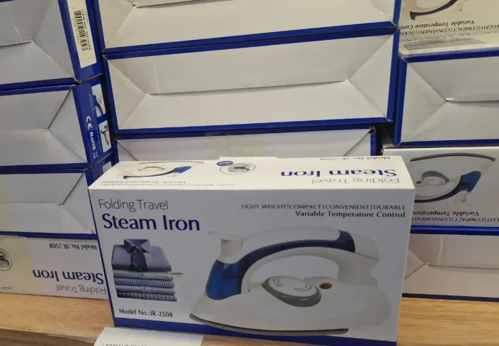 Mini  Ferro de Passar a Vapor Portátil Dobrável Hetian IR-2508