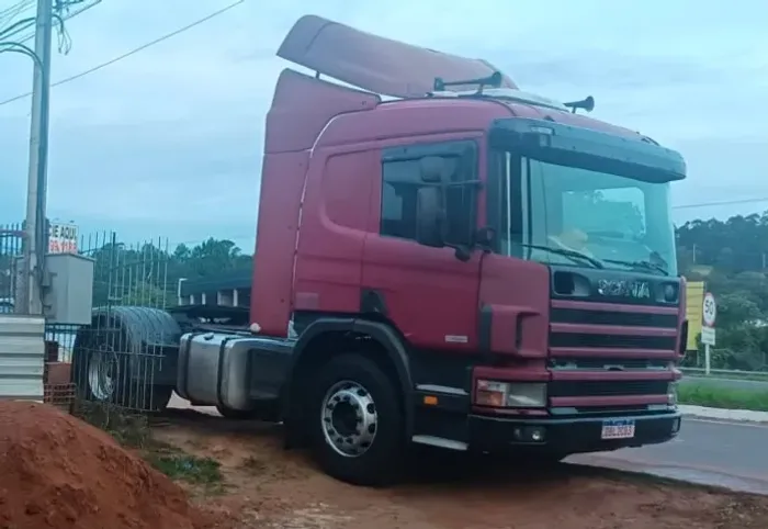 CAVALO MECÂNICO SCANIA EM EXCELENTE ESTADO, TRABALHANDO E REVISADO