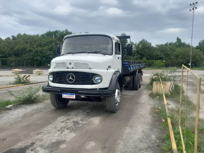 Mercedes-benz mb 2013 ano 82 