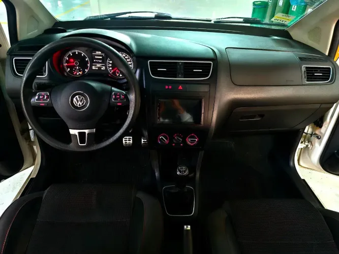 Volkswagen Fox Prime/higli. 1.6 Total Flex 8V 5P 2012