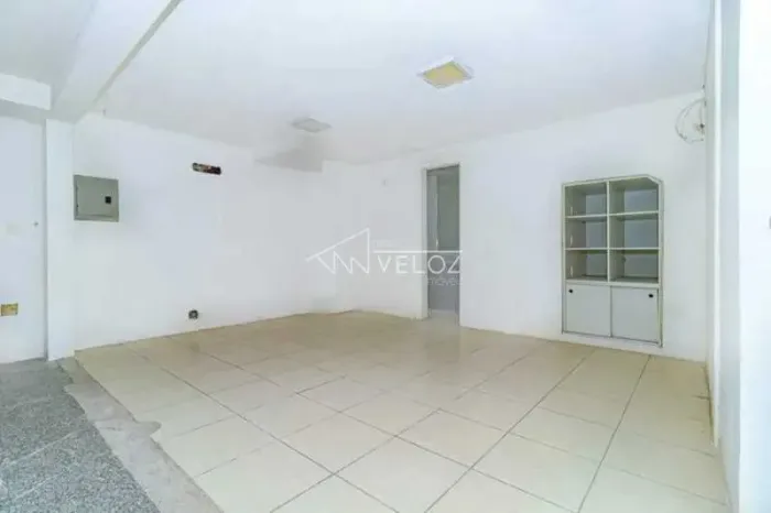 Loja : / Comercial / Gávea