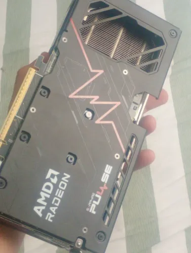 RX 9060 XT 16 GB SAPPHIRE PULSE
