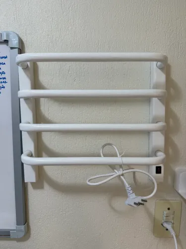 Toalheiro Térmico Elétrico Inovar Metais 220V Branco