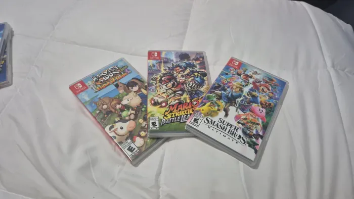 Lote Nintendo Switch: Super Smash Bros + 2 Jogos + 2 Capas Originais