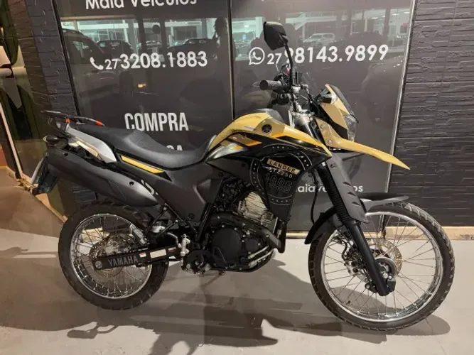 Lander XTZ- 250cc - Único dono - 12.000km - R Maia Veículos